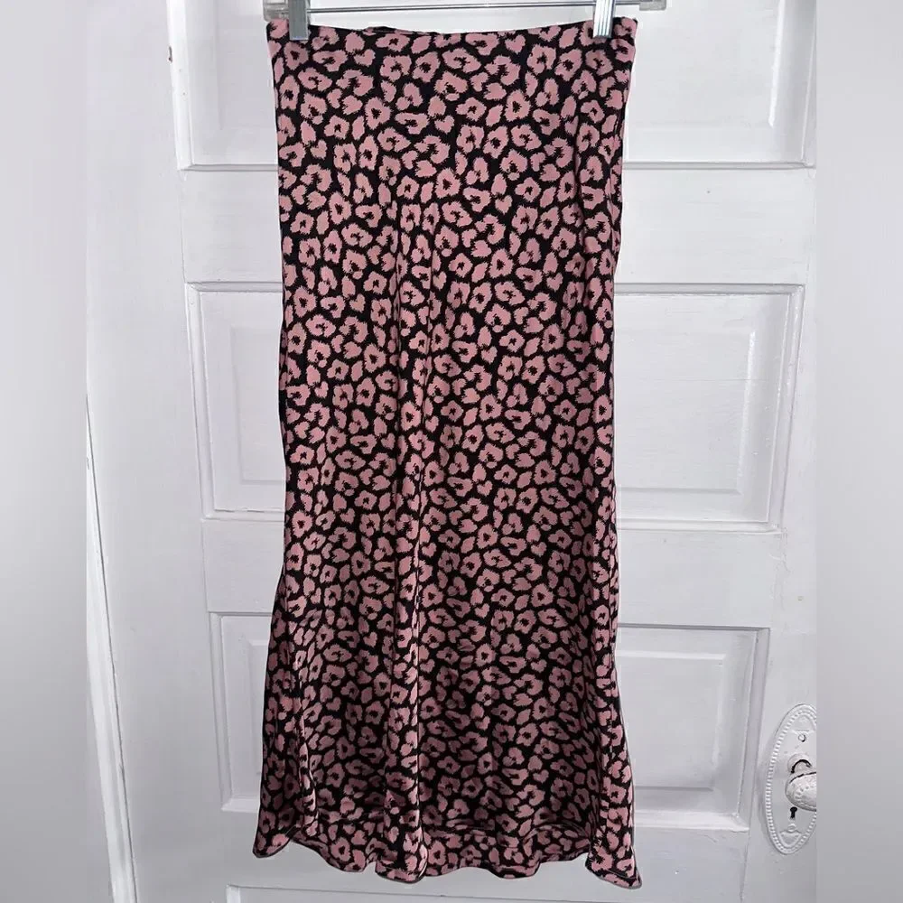 NWTs Cotton Candy LA Leopard Print Satin Midi Skirt Size Small